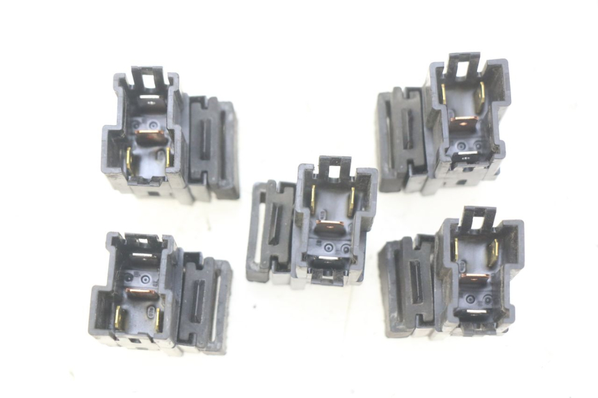 photo de ELECTRICAL RELAY YAMAHA FJR ABS 1300 (2006 - 2012) - Alternative perspective