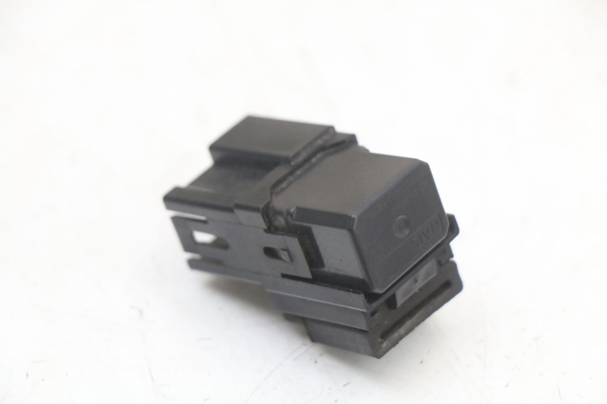 photo de ELECTRICAL RELAY YAMAHA FJR ABS 1300 (2006 - 2012) - Alternative perspective
