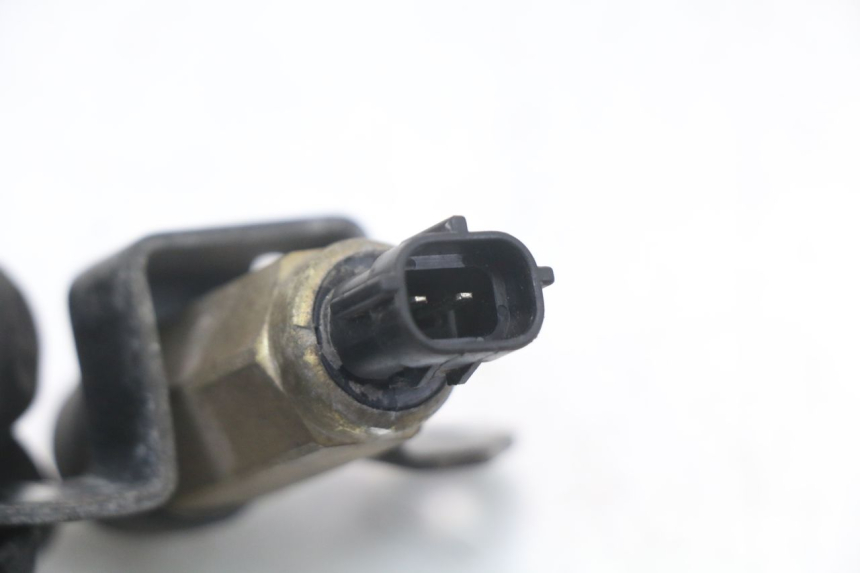 photo de ELECTRICAL RELAY YAMAHA FJR ABS 1300 (2006 - 2012) - Technical close-up