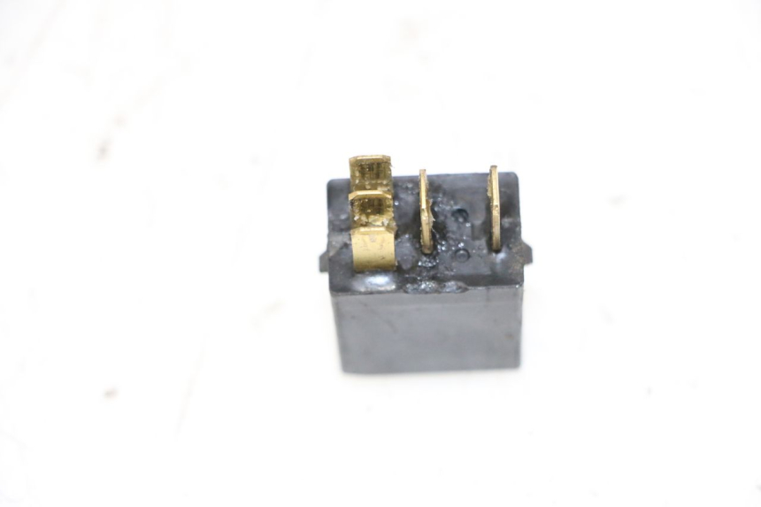 photo de ELECTRICAL RELAY YAMAHA FJR ABS 1300 (2006 - 2012) - Component detail