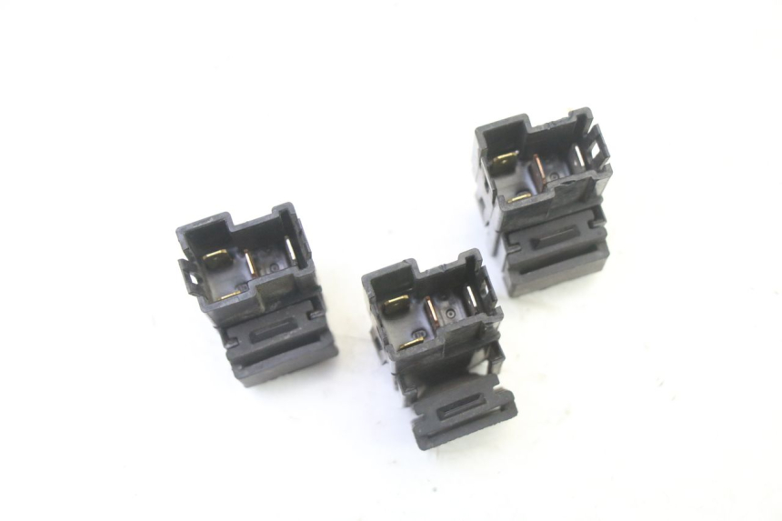 photo de ELECTRICAL RELAY YAMAHA FJR ABS 1300 (2006 - 2012) - Zoom on usage condition