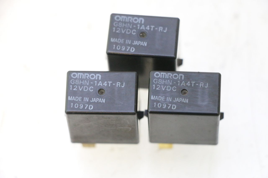 photo de RELAY HONDA FJS SILVER WING SILVERWING 400 (2005 - 2008) - Component detail