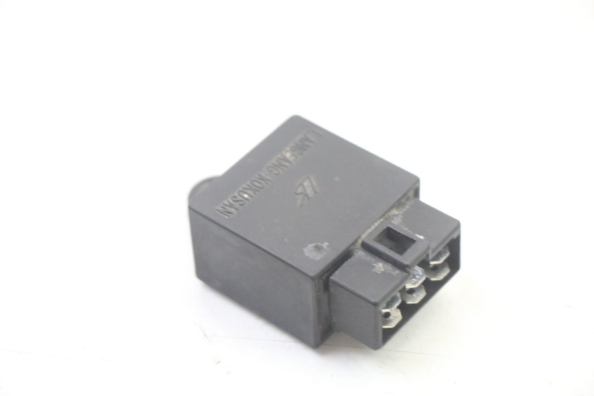 photo de ELECTRICAL RELAY PIAGGIO FLY 2T 50 (2004 - 2017) - Main view