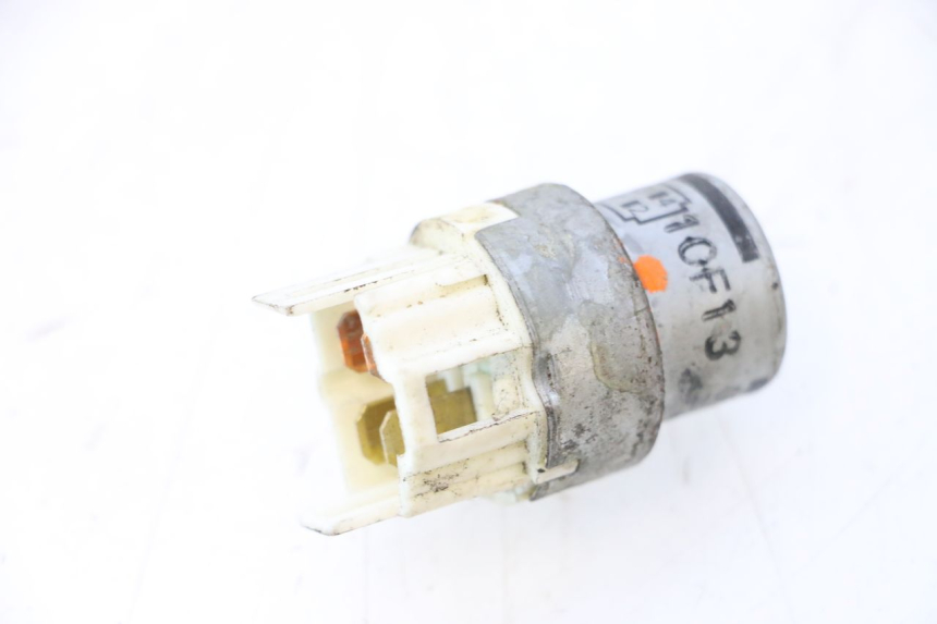 photo de RELAY KAWASAKI GPX F ZX750F 750 (1986 - 1990) - Main view