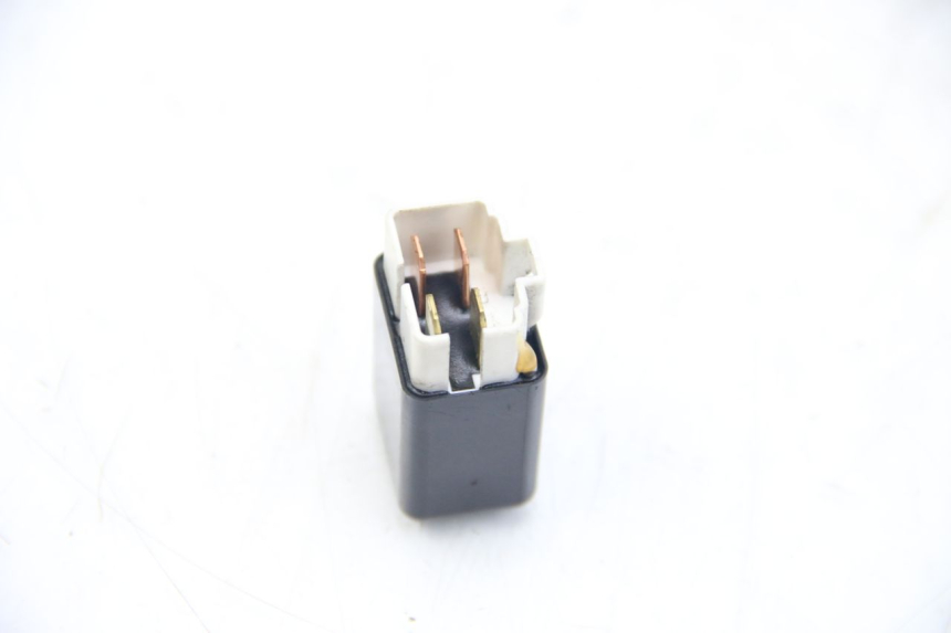 photo de ELECTRICAL RELAY YAMAHA HW XENTER 125 (2011 - 2017) - Component detail