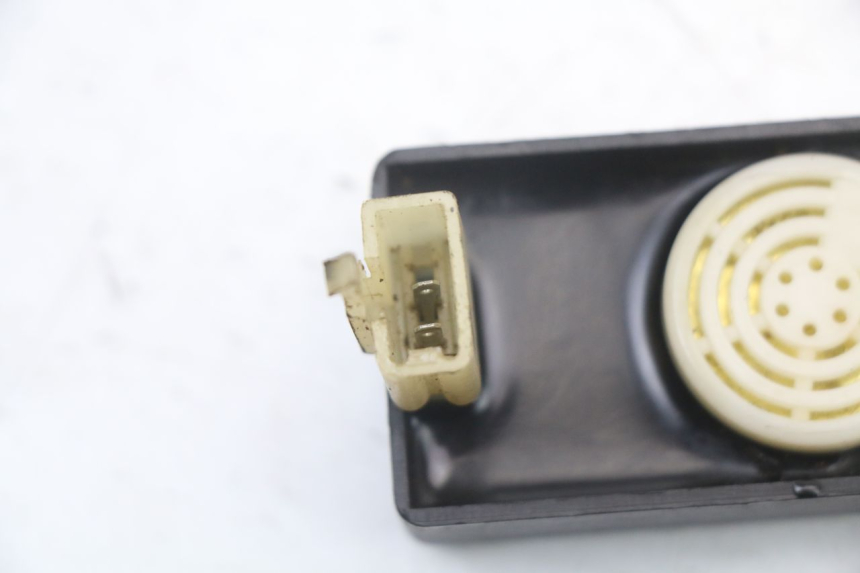 photo de RELAY HYTRACK HY S 4X4 410 (2013 - 2016) - Alternative perspective