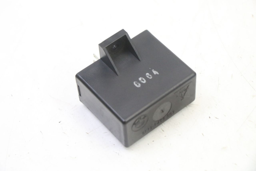 photo de RELAY BMW K 75 RT 750 (1989 - 1997) - Alternative perspective