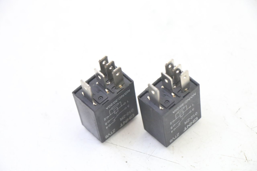 photo de ELECTRICAL RELAY PEUGEOT KISBEE 2T 50 (2018 - 2022) - Zoom on usage condition