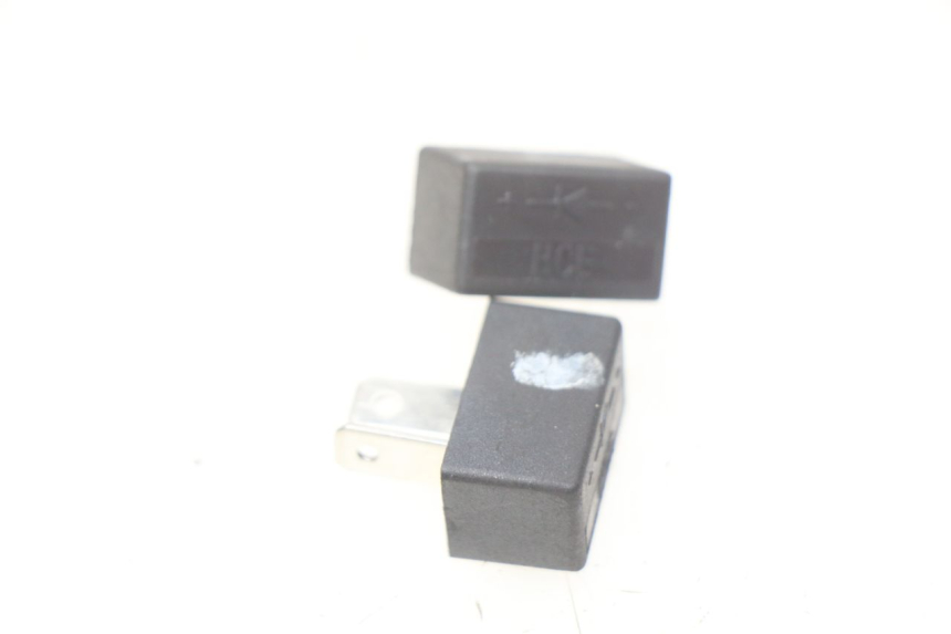 photo de ELECTRICAL RELAY PEUGEOT KISBEE 4T 50 (2018 - 2022) - Component detail