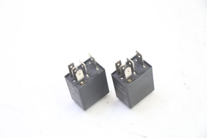 photo de ELECTRICAL RELAY PEUGEOT KISBEE 4T 50 (2018 - 2022) - Zoom on usage condition