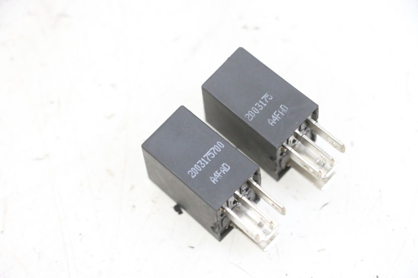 photo de ELECTRICAL RELAY PEUGEOT KISBEE 4T 50 (2018 - 2022) - Component detail