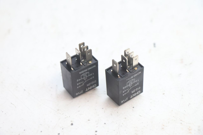photo de ELECTRICAL RELAY PEUGEOT KISBEE 4T 50 (2018 - 2022) - Zoom on usage condition