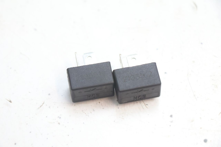 photo de ELECTRICAL RELAY PEUGEOT KISBEE 4T 50 (2018 - 2022) - Zoom on usage condition
