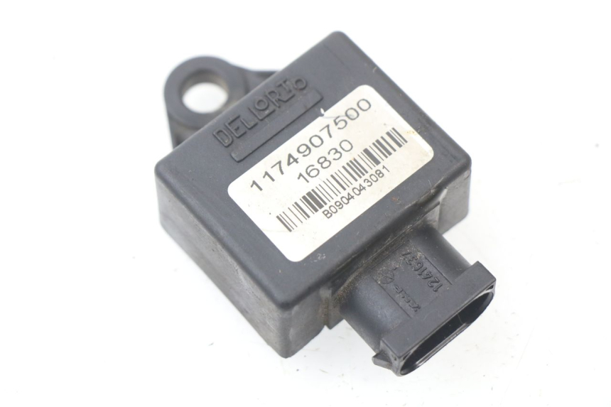 photo de RELAY PEUGEOT LUDIX ONE 50 (2004 - 2006) - Main view