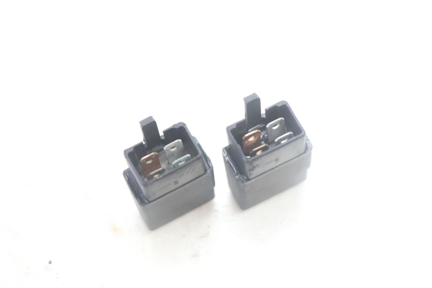 photo de RELAY SYM MIO 50 (2005 - 2010) - Zoom on usage condition