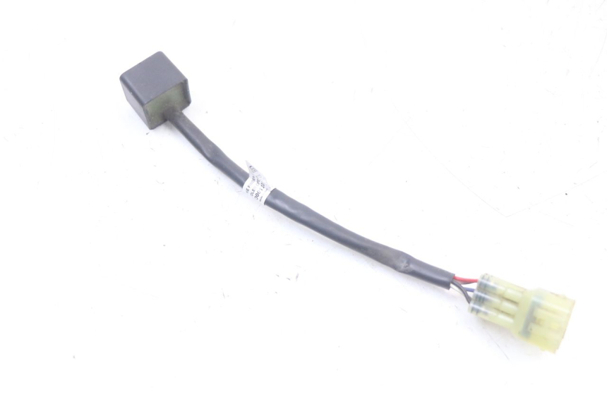 photo de RELAY PIAGGIO MP3 HPE 350 (2018 - 2020) - Fixing points details