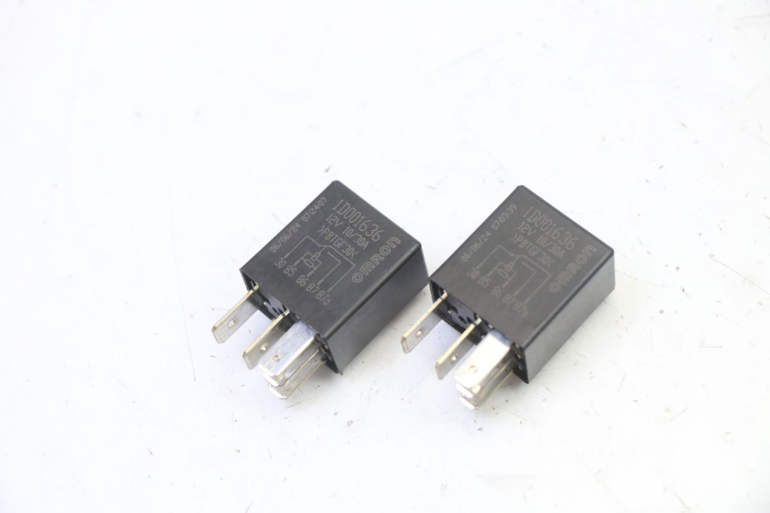 photo de RELAY PIAGGIO MP3 HPE 310 (2024 - 2025) - Main view