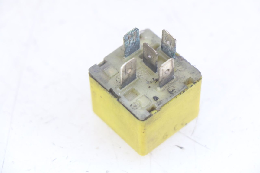 photo de ELECTRICAL RELAY PIAGGIO MP3 LT 400 (2007 - 2012) - Zoom on usage condition