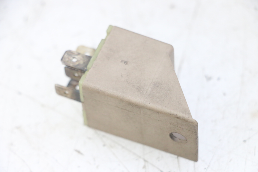 photo de ELECTRICAL RELAY PIAGGIO MP3 LT 400 (2007 - 2012) - Component detail