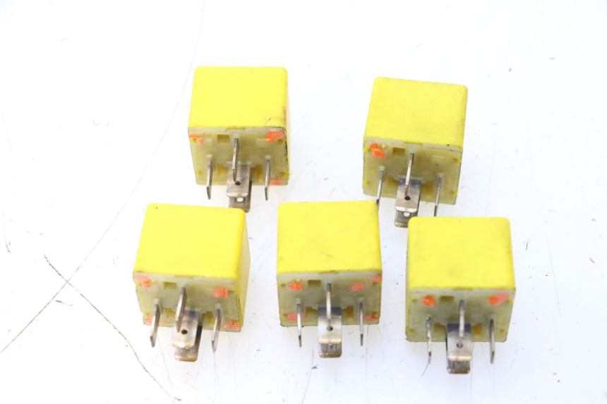 photo de ELECTRICAL RELAY PIAGGIO MP3 LT 400 (2007 - 2012) - Component detail