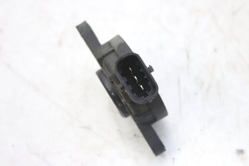 photo de ELECTRIC RELAY PIAGGIO MP3 RL 250 (2006 - 2010) - Zoom on usage condition