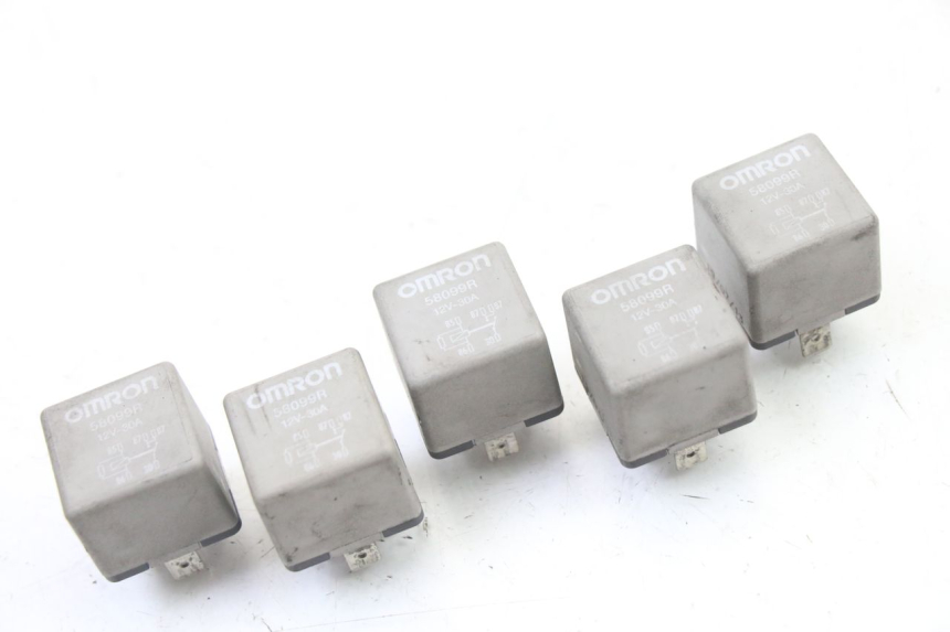 photo de ELECTRICAL RELAY PIAGGIO MP3 500 (2011 - 2015) - Main view