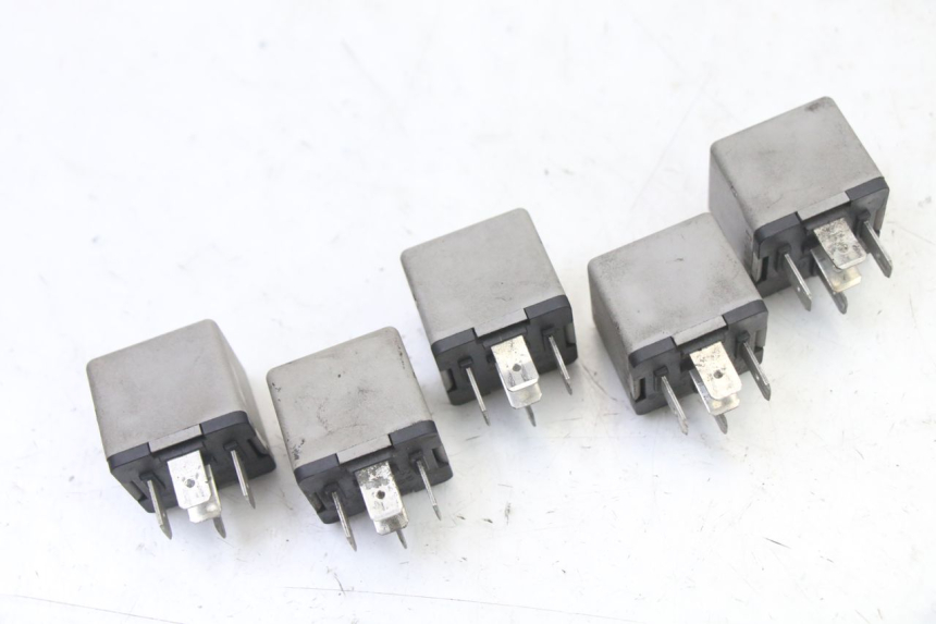 photo de ELECTRICAL RELAY PIAGGIO MP3 500 (2011 - 2015) - Component detail