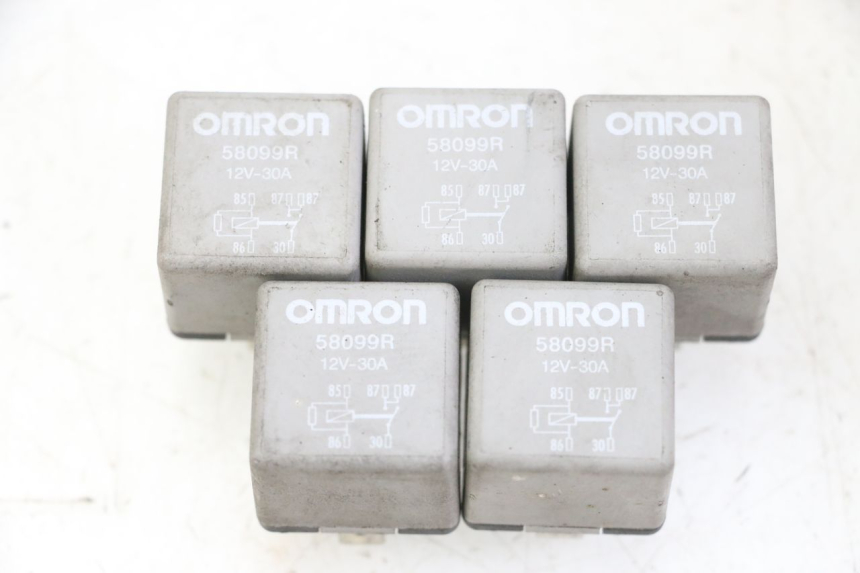 photo de ELECTRICAL RELAY PIAGGIO MP3 500 (2014 - 2017) - Main view