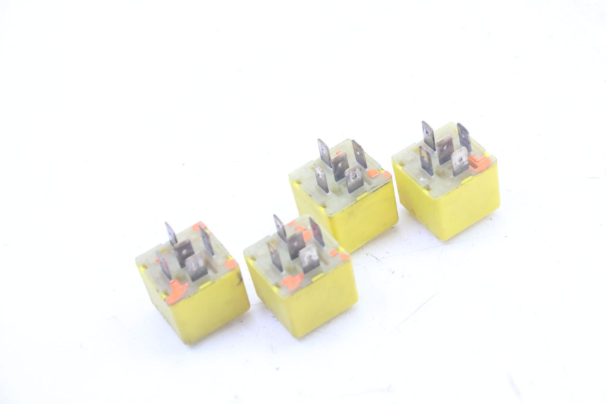 photo de ELECTRIC RELAY PIAGGIO MP3 RL 250 (2006 - 2010) - Zoom on usage condition