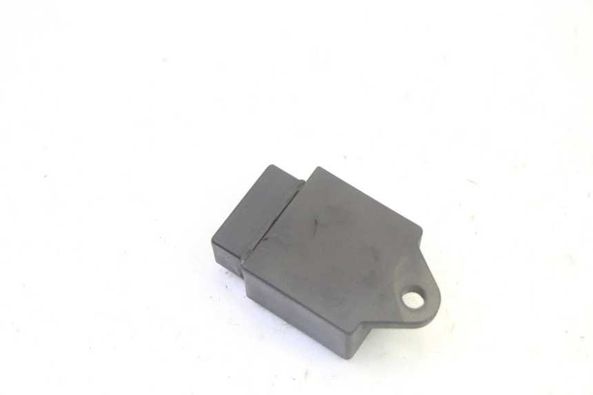 photo de ELECTRICAL RELAY PIAGGIO MP3 125 (2006 - 2014) - Alternative perspective