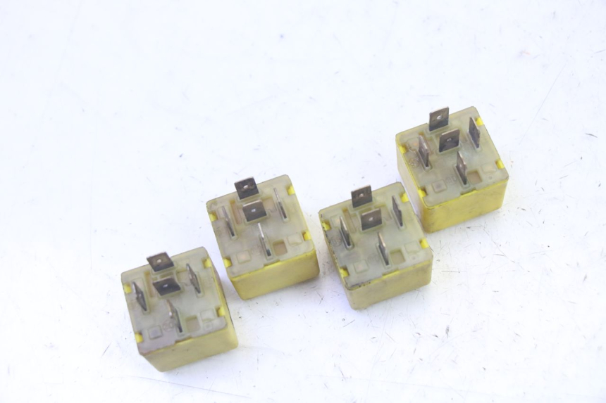 photo de ELECTRIC RELAY PIAGGIO MP3 RL 250 (2006 - 2010) - Alternative perspective