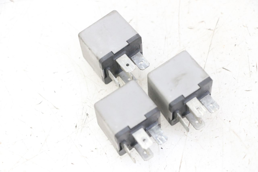 photo de ELECTRICAL RELAY GILERA NEXUS 125 (2009 - 2013) - Zoom on usage condition
