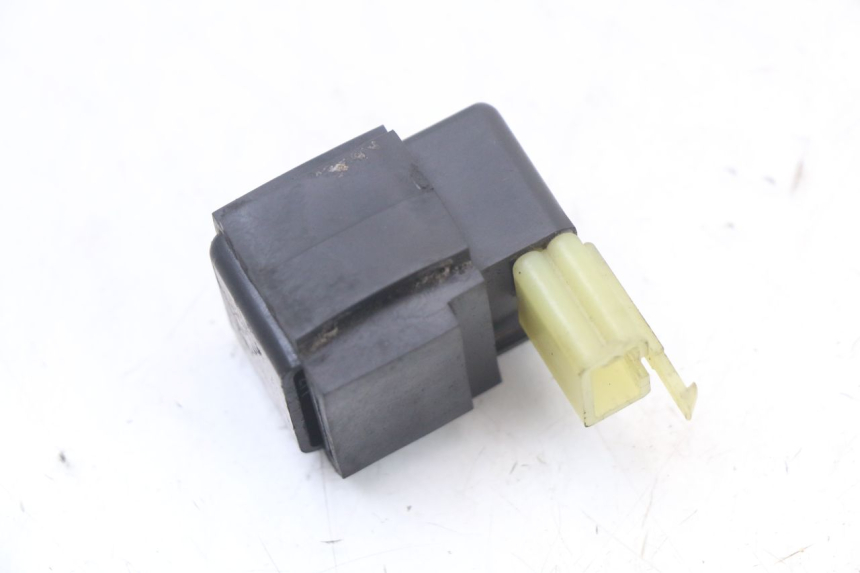 photo de ELECTRIC RELAY HONDA NTV DEAUVILLE 650 (1998 - 2001) - Zoom on usage condition