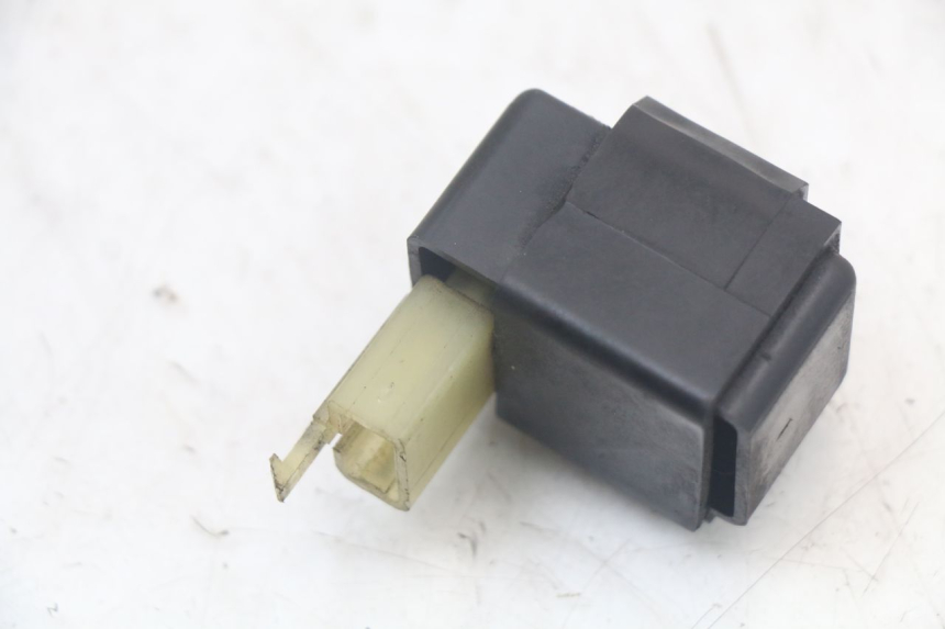 photo de ELECTRIC RELAY HONDA NTV DEAUVILLE 650 (1998 - 2001) - Component detail