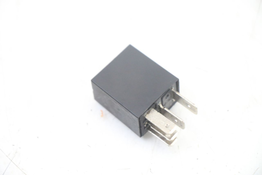 photo de ELECTRICAL RELAY PEUGEOT KISBEE 4T 50 (2018 - 2022) - Alternative perspective