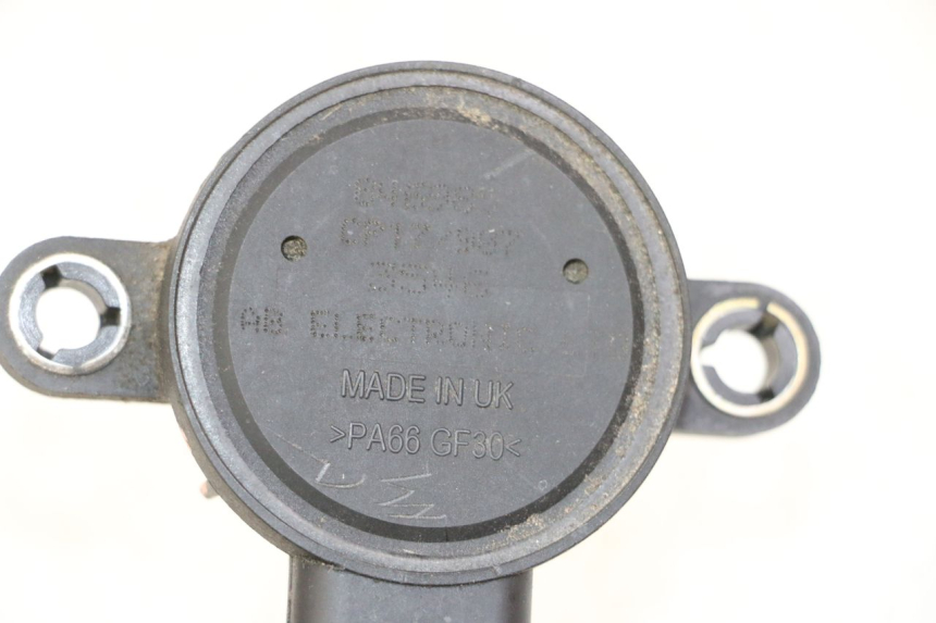 photo de ELECTRICAL RELAY PIAGGIO MP3 125 (2006 - 2014) - Component detail