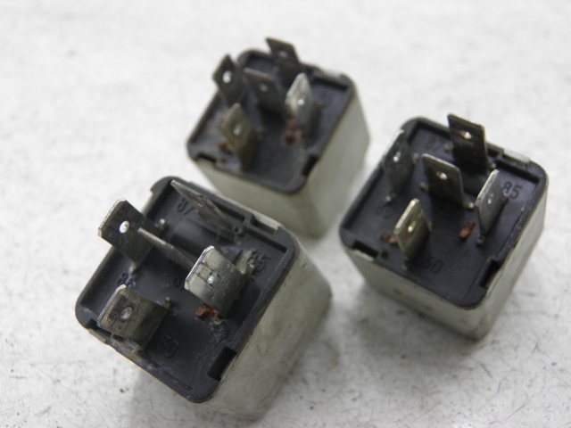 photo de RELAY PIAGGIO X9 250 (2000 - 2002) - Component detail