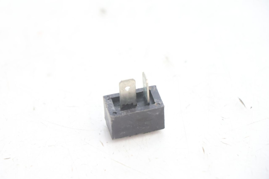photo de ELECTRICAL RELAY YAMASAKI ROADSTER 50 (2013 - 2018) - Zoom on usage condition