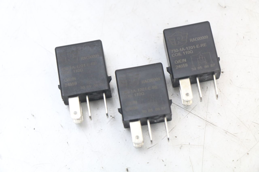 photo de RELAY ROYAL ENFIELD CONTINENTAL GT 650 (2019 - 2024) - Component detail