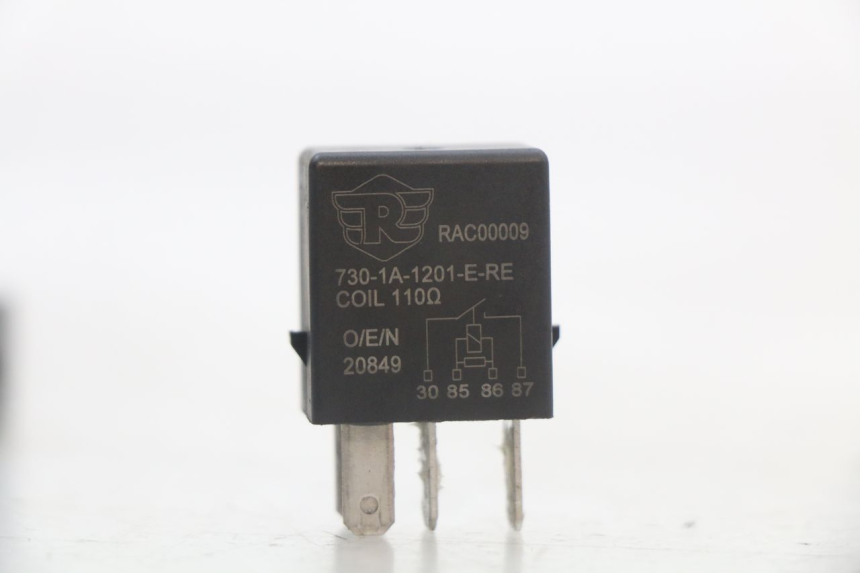 photo de RELAY ROYAL ENFIELD SCRAM 411 (2022 - 2024) - Component detail