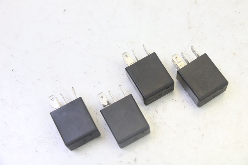 photo de RELAY PEUGEOT SATELIS 125 (2013 - 2018) - Component detail