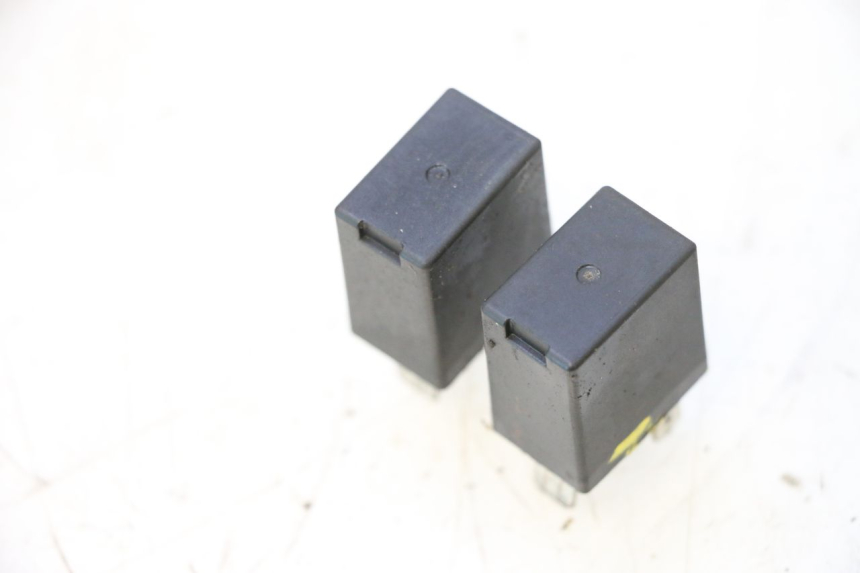 photo de RELAY PEUGEOT SATELIS 125 (2013 - 2018) - Component detail