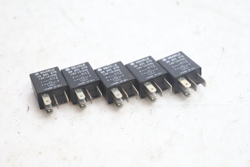 photo de RELAY PEUGEOT SATELIS 125 (2013 - 2018) - Component detail