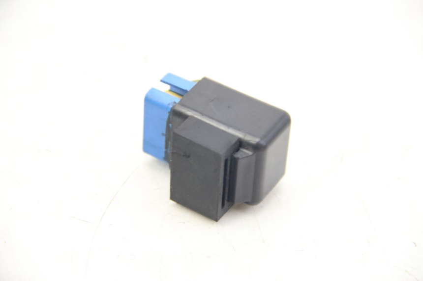 photo de ELECTRIC RELAY SUZUKI SIXTEEN 125 (2008 - 2010) - Component detail