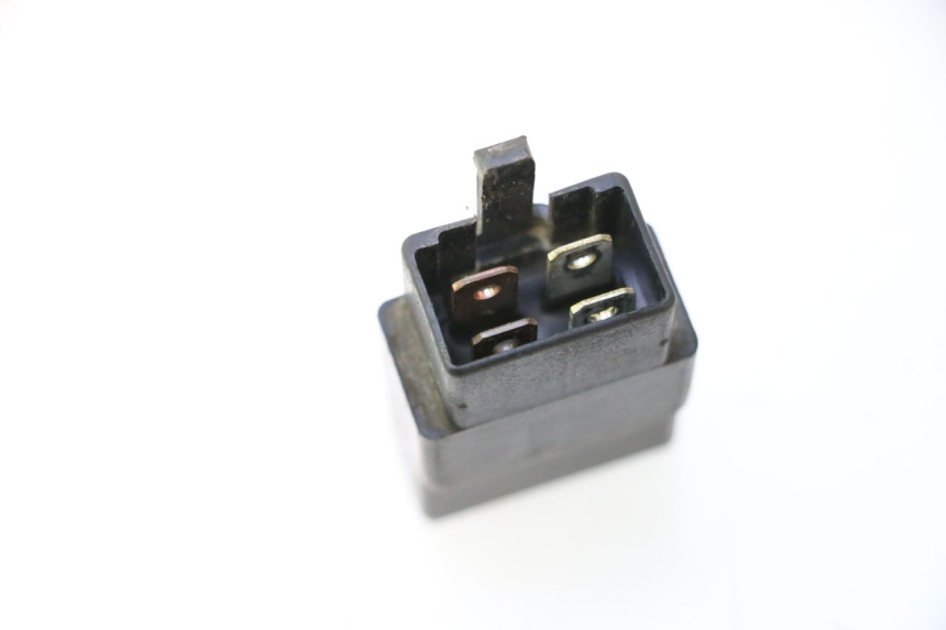 photo de RELAY PEUGEOT SPEEDFIGHT LC 50 (1996 - 2002) - Zoom on usage condition