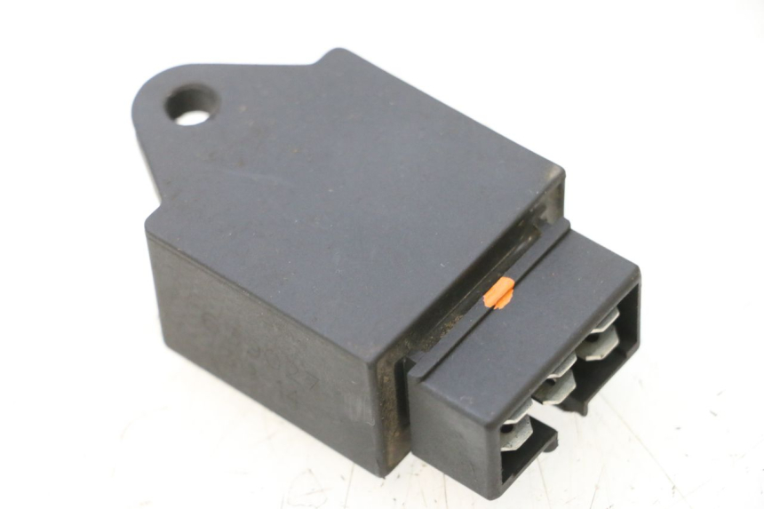 photo de RELAY APRILIA SR MOTARD 50 (2012 - 2018) - Zoom on usage condition