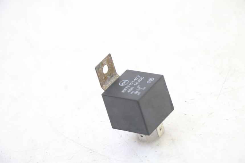 photo de RELAY HONDA ST PAN EUROPEAN 1300 (2002 - 2013) - Main view