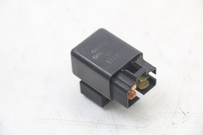 photo de RELAY SUZUKI GS F 500 (2004 - 2007) - Main view