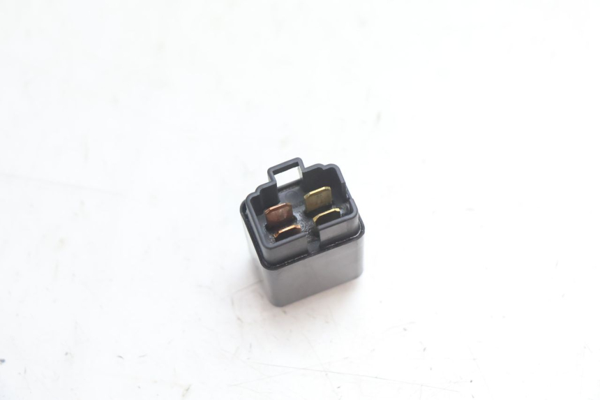 photo de RELAY SUZUKI SV S 650 (2003 - 2009) - Alternative perspective