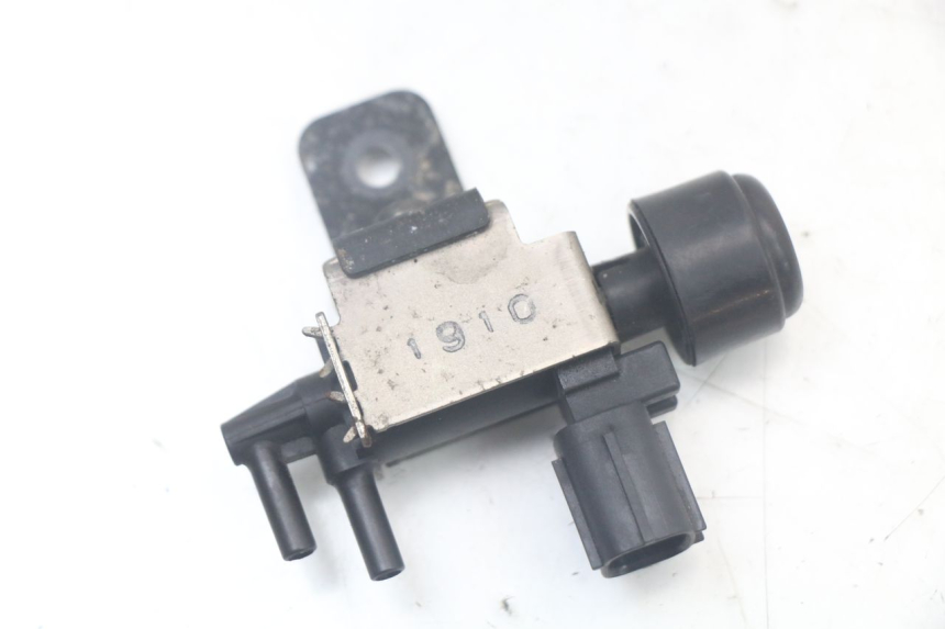 photo de ELECTRICAL RELAY YAMAHA TDM ABS 900 (2002 - 2014) - Main view